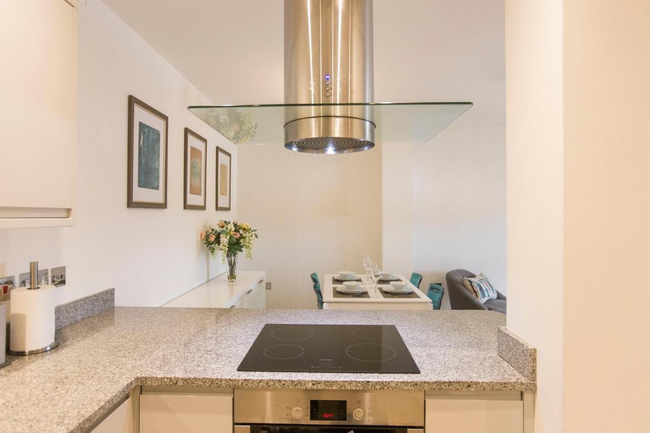 Urban Living'S ~ King Edward Luxury Apartments In The Heart Of Windsor Eksteriør billede