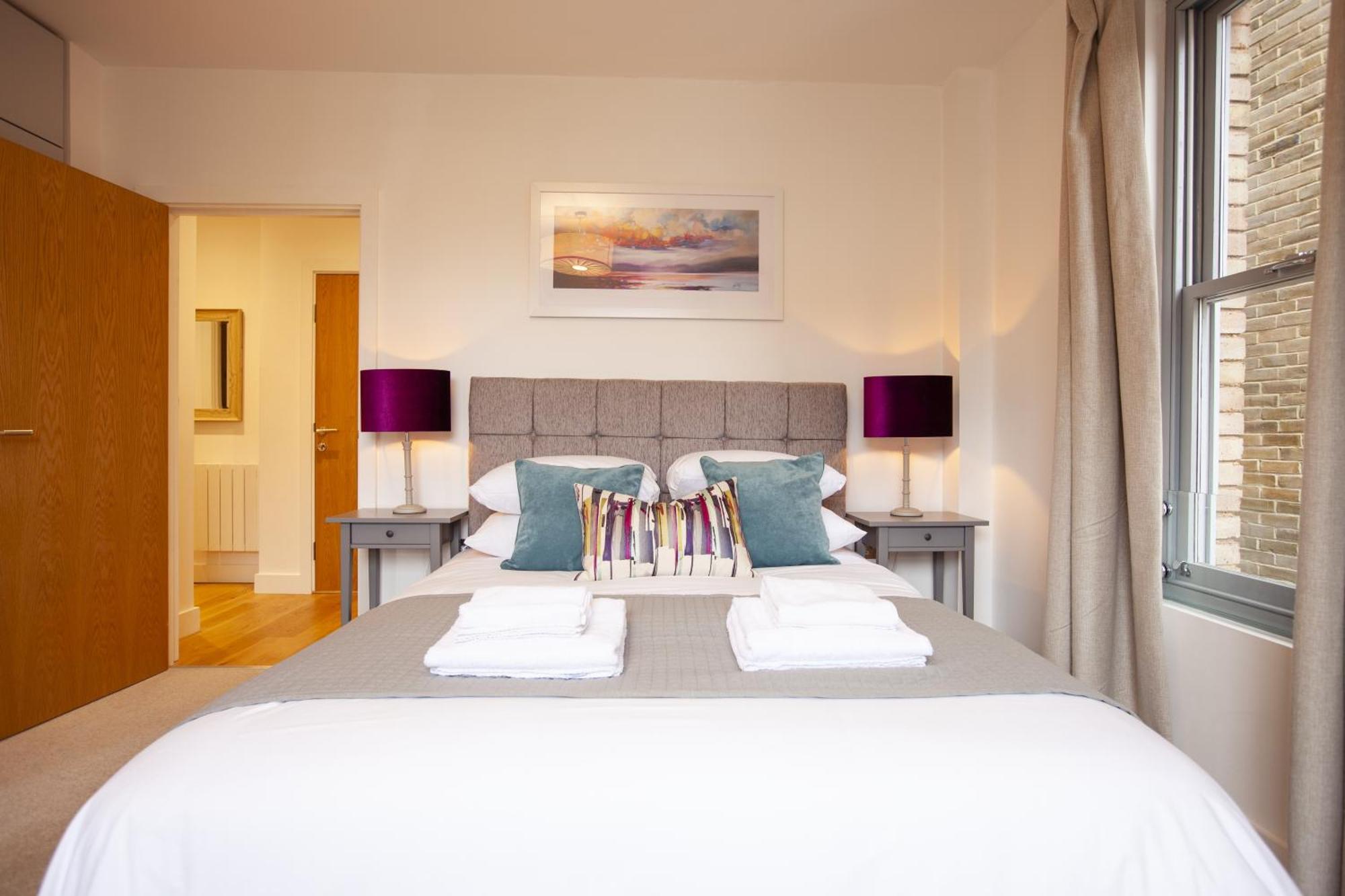 Urban Living'S ~ King Edward Luxury Apartments In The Heart Of Windsor Eksteriør billede