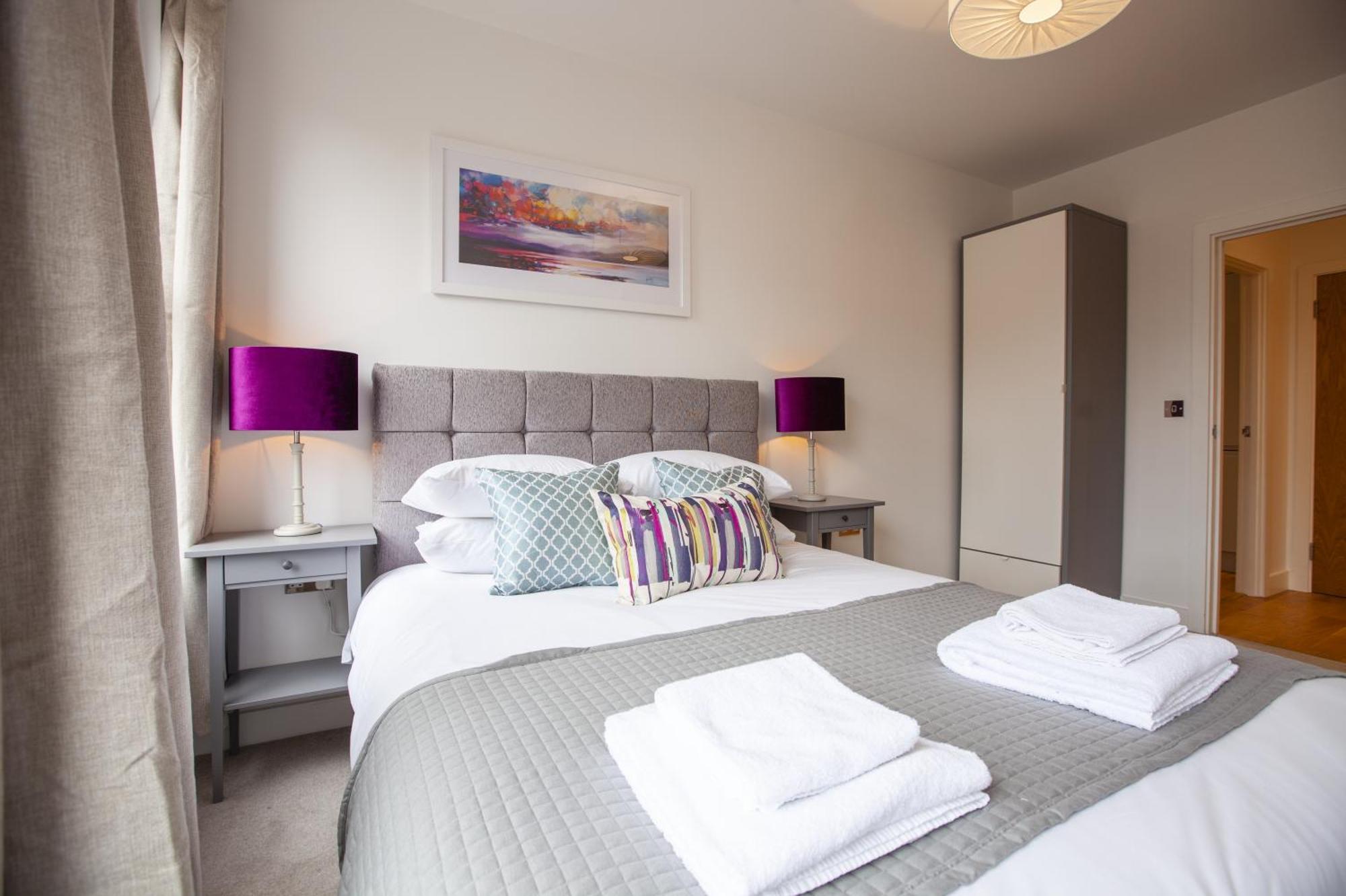 Urban Living'S ~ King Edward Luxury Apartments In The Heart Of Windsor Eksteriør billede