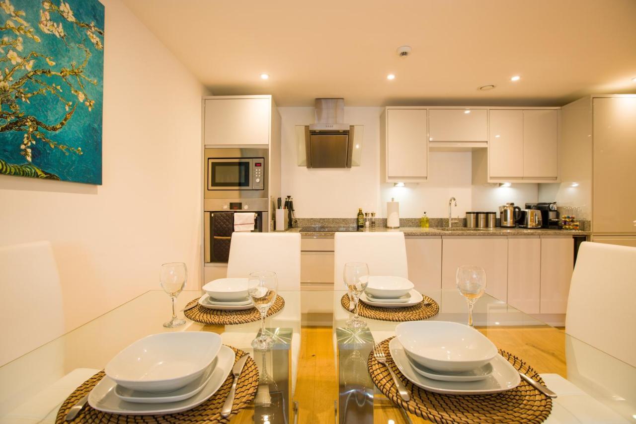 Urban Living'S ~ King Edward Luxury Apartments In The Heart Of Windsor Eksteriør billede