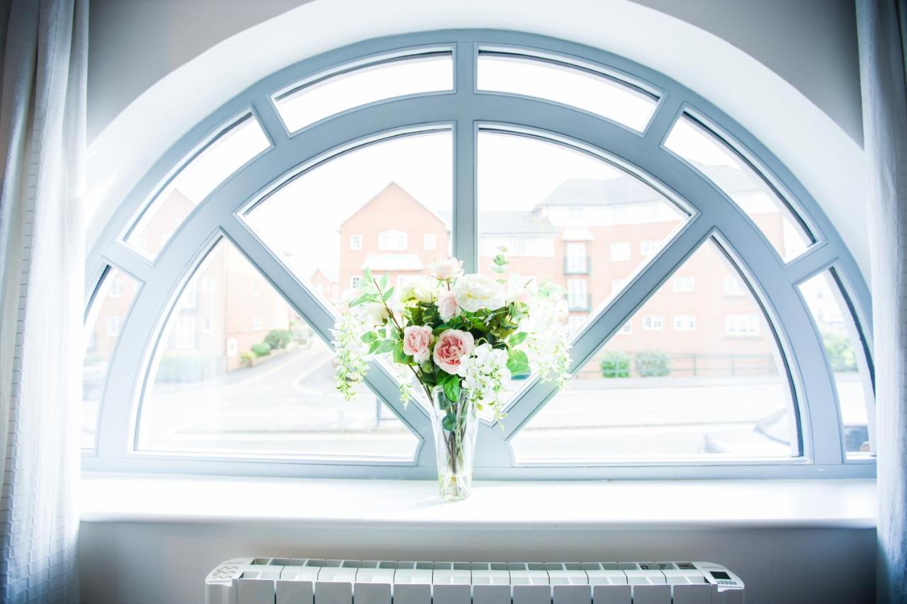 Urban Living'S ~ King Edward Luxury Apartments In The Heart Of Windsor Eksteriør billede